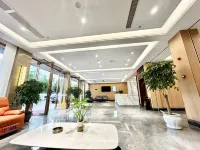 Jim Carrey Hotel