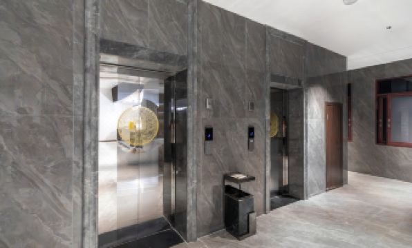 Yunyang County Jingqian Holiday Hotel