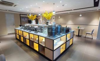 Homeinn Selected Hotel (Suining Central Avenue Wenxue North Road)