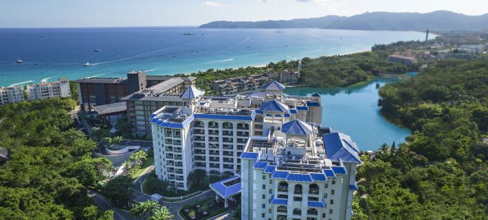 ฮอลิเดย์ อินน์ โฮเทล แอนด์ สวีทส์ ซานย่า ย่าหลง เบย์ บาย IHG โรงแรมในซานย่า