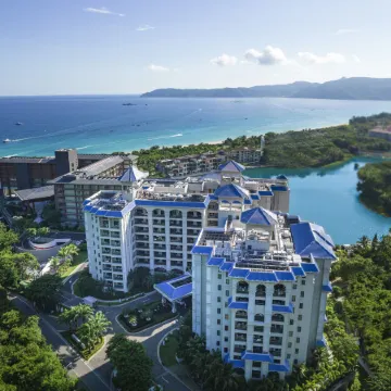 Holiday Inn & Suites SANYA YALONG BAY by IHG