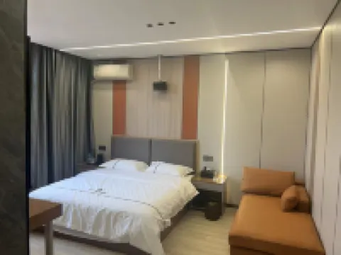 Maple Leaf Boutique Hotel