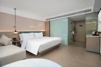ECHIC HOTEL(Guangzhuo Changgang Metro Station)