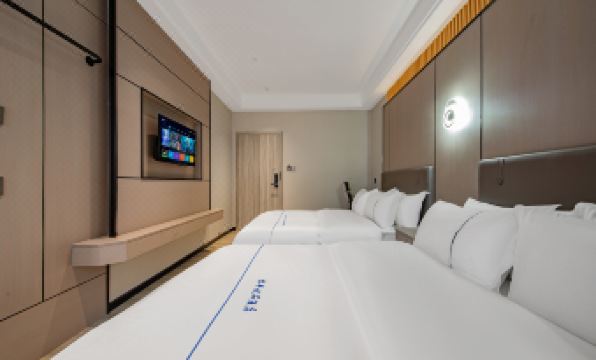 Dongguan Yifeng Hotel (Guomao Center Store, Citizen Center Metro Station)