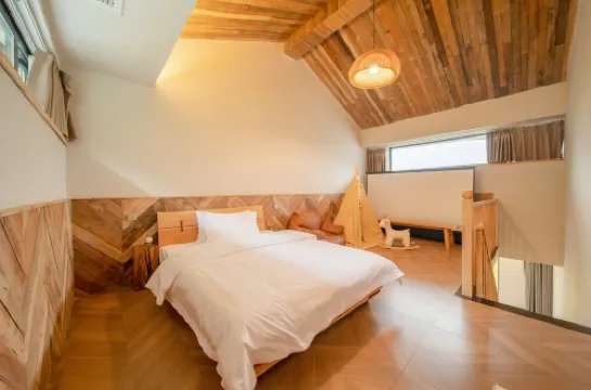 Chenwai Homestay (Pengzhou Haiwozi Ancient Town)