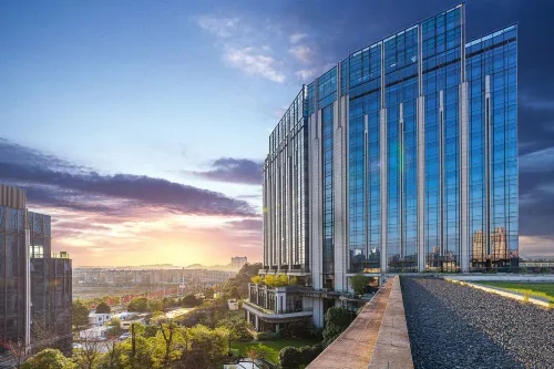 GUIYANG CENTURY HOTEL - Bjergudsigt