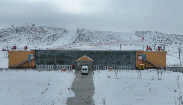 Lanxi Bieyuan Homestay (Qinggeli Langshan International Ski Resort)