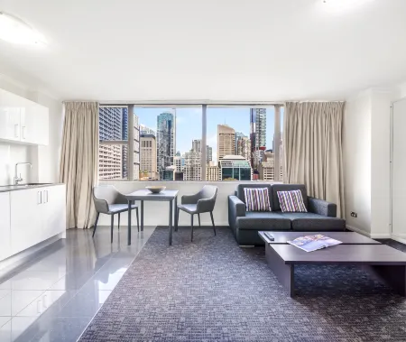 Oaks Sydney Hyde Park Suites Отели в г. Darlinghurst