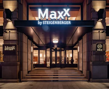 MaxX By Steigenberger on the Bund Shanghai Отели рядом с достопримечательностью «Shanghai Italy Center»