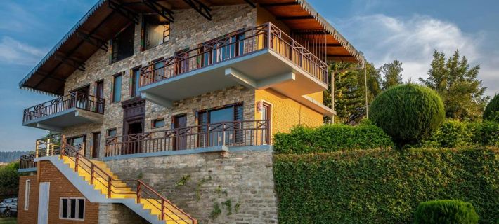BluSalzz Homes - the Himalayan Bungalow, Almora - Uttarakhand Hotels in Almoran piirikunta