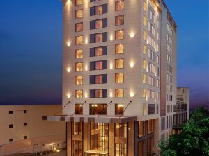 DoubleTree by Hilton Varanasi