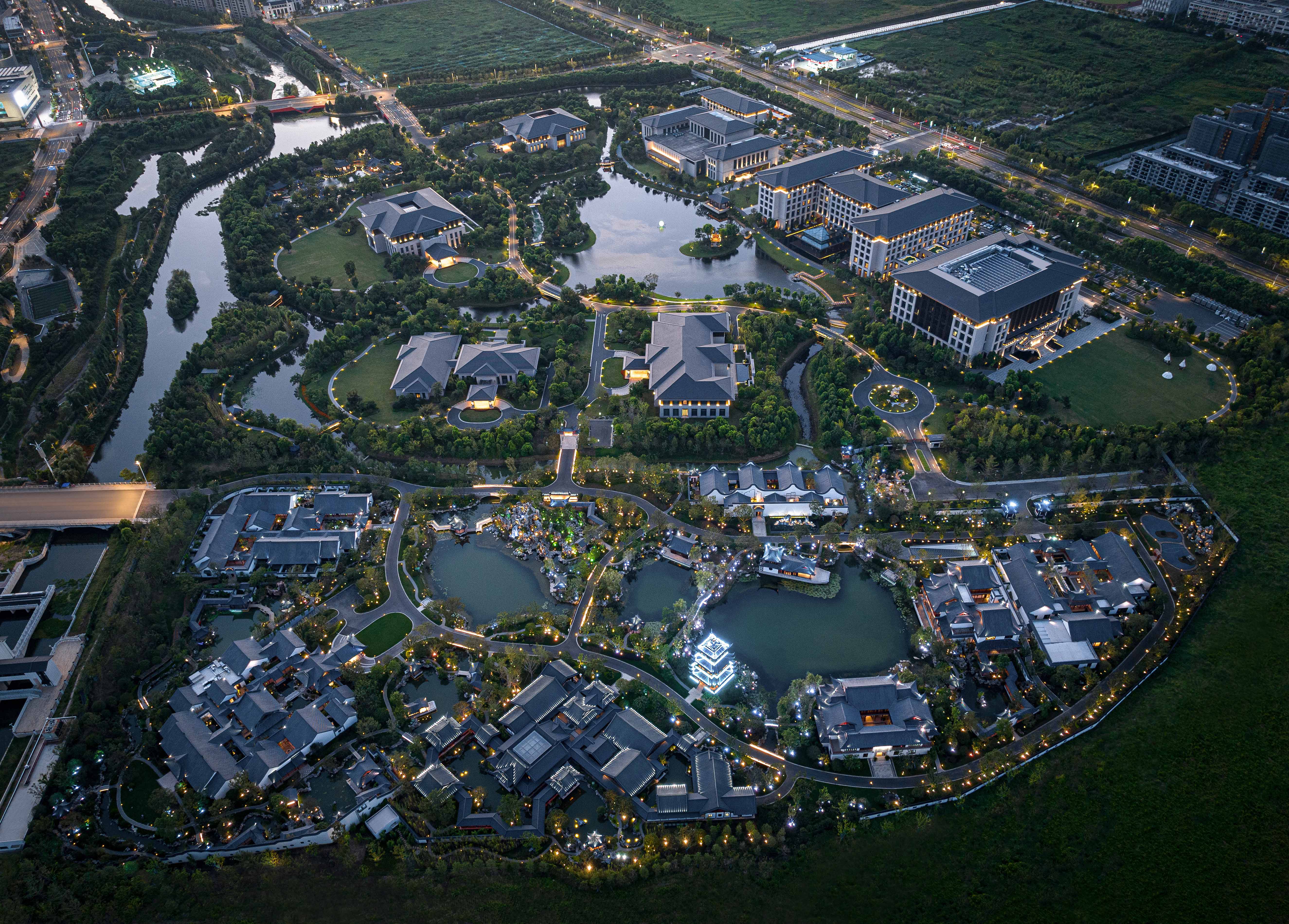 Zhongwu Hotel Over view