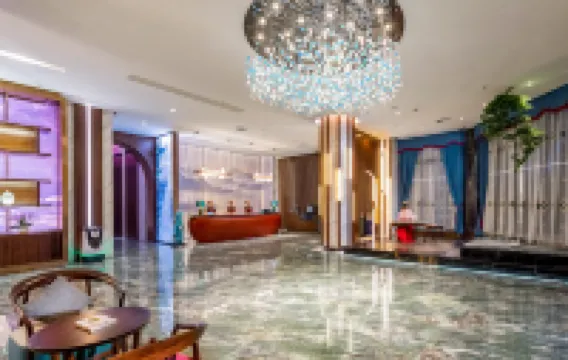 โรงแรมฮัวยี่ (สถานีรถไฟใต้ดินผิงโจว เป่าอัน เซินเจิ้น) โรงแรมในเขตเป่าอัน