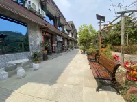 Liupanshui Yunjiufang Inn - Pools