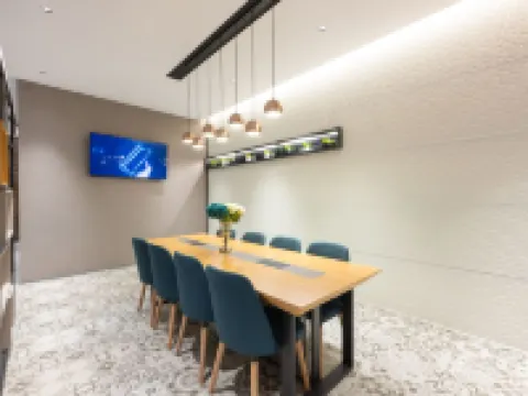 Homeinn Selected Hotel (Xixian New District Jinghe New City Chongwen) Hotel di Jingyang