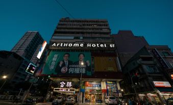 ARTHOME HOTEL