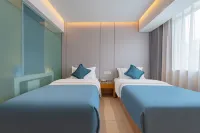 Luck 7 Inn Hotels near Zoo in Zhongshan Park