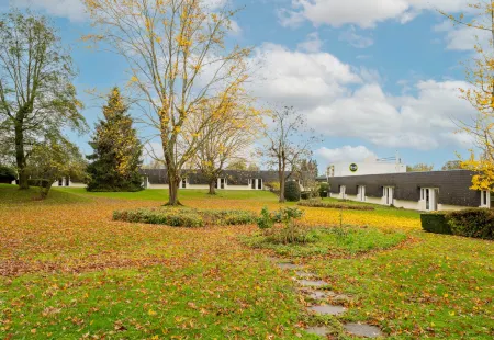 B&B Hotel Valenciennes Sud Отели в г. Рувиньи