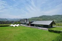 Andaman Hotels near Xinchang County Youth Activity Center