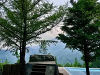 Mountain Moonlight Private Hot Spring Homestay (Dujiangyan) Hotels near Qingyun Village - Campsite