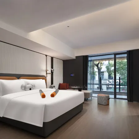 DO A LAND V Hotel (Changsha Wuyi Square Chaozong Street Branch)