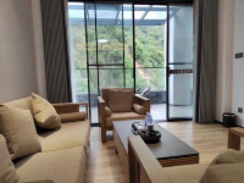 โรงแรมบ่อน้ำพุร้อนเหอซี ตงหยวน เหอหยวน