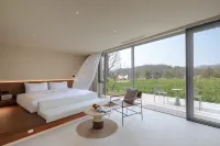 Stray Birds Hotel Hotels in Jiangshan