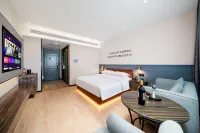 城市臻選ホテル クチャ駅周辺のホテル