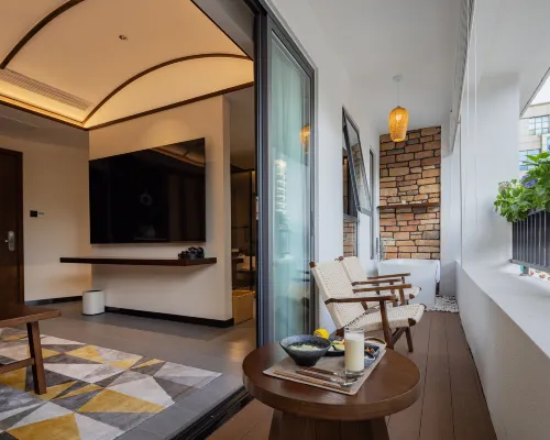 Quxiang Yazhu · Design City Private Hot Spring Homestay (Quyuan's Hometown) Hotels in Zigui County