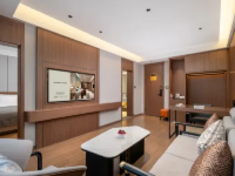 Baocheng Zhixuan Hotel (Luoshan Dingsheng Plaza Branch) Hotels in Luoshan