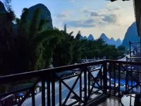 Yangshuo Jingran Landscape Hotel (Lijiang 20 RMB Scenic Spot) - pemandangan pegunungan