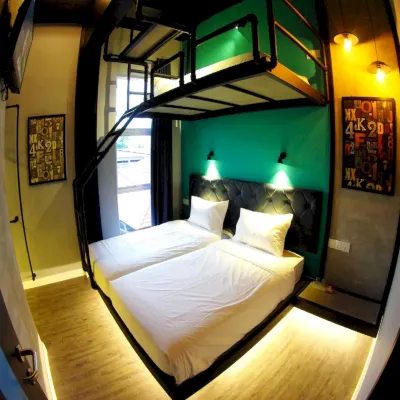 OYO 90899 Tube Hotel Melaka Hotels near Klebang Beach