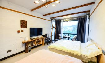 Wandering  Forest  Homestay