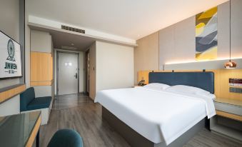 Rongcheng Jinmen Star Business Hotel (Xiongan Baiyangdian Station Branch)