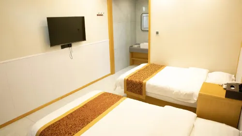 Quwo Hotel (Eastern District Branch) Hotels in Quwo