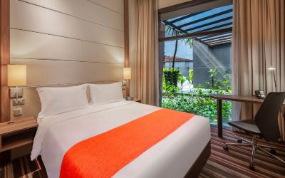 スタンダード クイーンルーム ホリデイ・イン エクスプレス シンガポール クラークキーの写真