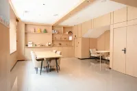 IU Hotel（4.0Ashishiquan Ancient Street Sakura Midfield Store)