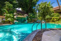 Meet Holiday Hotel-Rawai - Pools