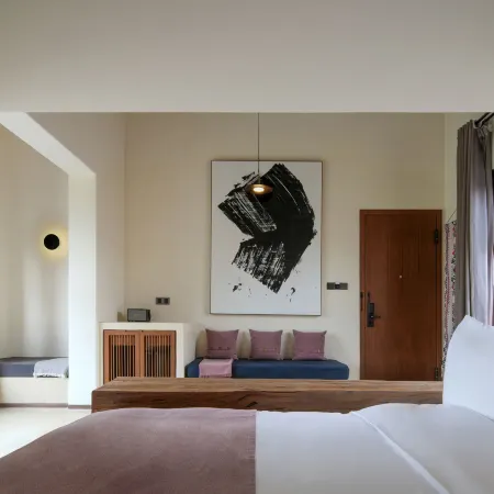 Lijiang Yulong Snow Mountain Hot Spring Hotel