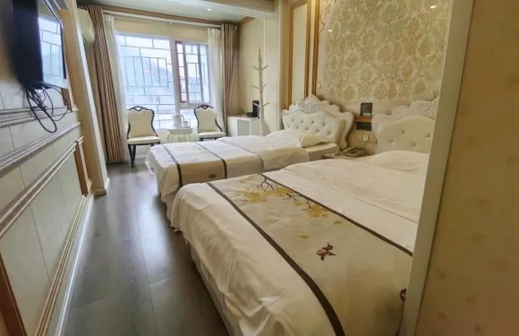 峨邊濱河主題酒店