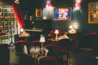 Dream Factory Hotel