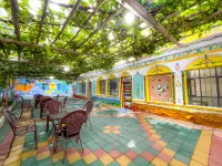 Moye Shiguang Homestay (Grape Valley Scenic Area)