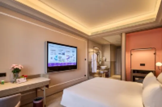 Mercure TaiyuanCityCentre Hotels near May First Square