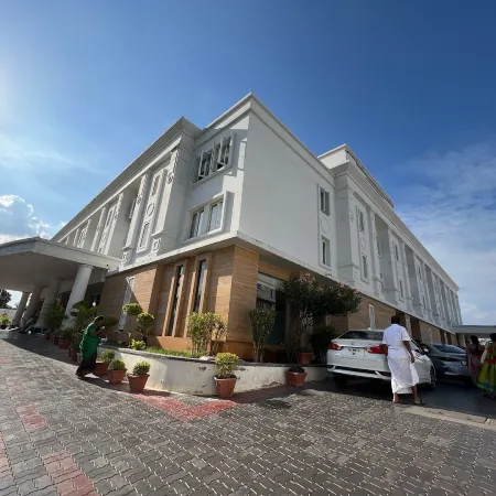 Ganpat Grand, Palani