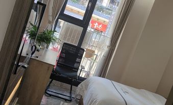 Huangjia Apartment