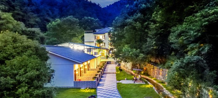 Puman Mountain Courtyard Boutique Stay (Wudang Scenic Spot Visitor Center) Hotels in Danjiangkou