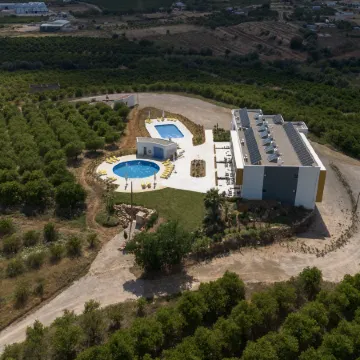 Orange Grove Residence