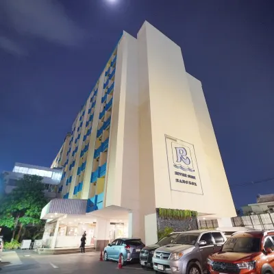 โรงแรมริเวอร์ไซด์กรุงเทพ โรงแรมใกล้กองอำนวยการรักษาความมั่นคงภายในราชอาณาจักร (กอ.รมน.)