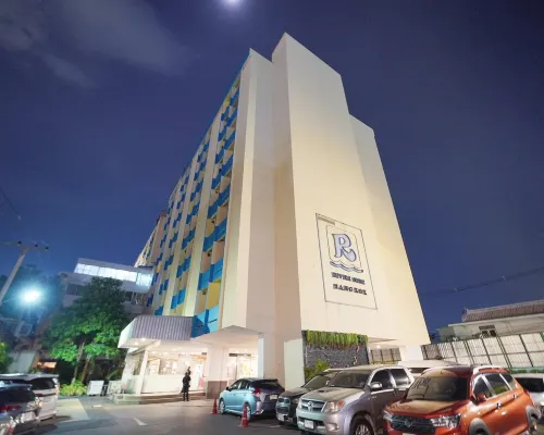 Riverside Bangkok Hotel Hotels near Thai International Library