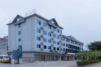 格林豪泰智選飯店（景洪市勐養汽車客運站店） 圓形觀景平台附近的飯店